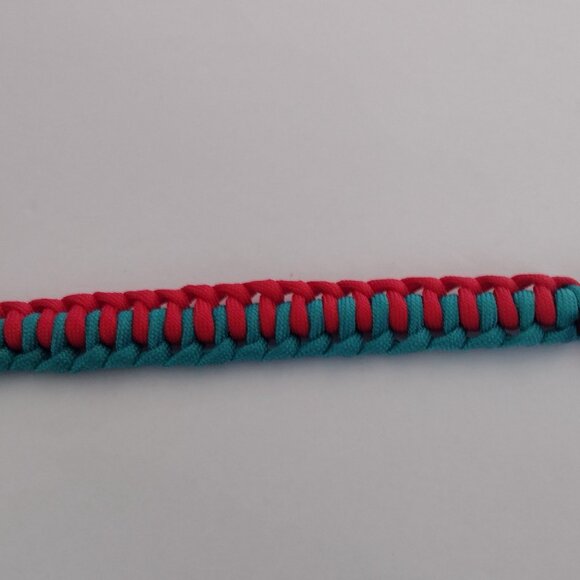 Handmade Paracord bracelet buckles. in combination with two colors blue and red - Picture 6 of 13